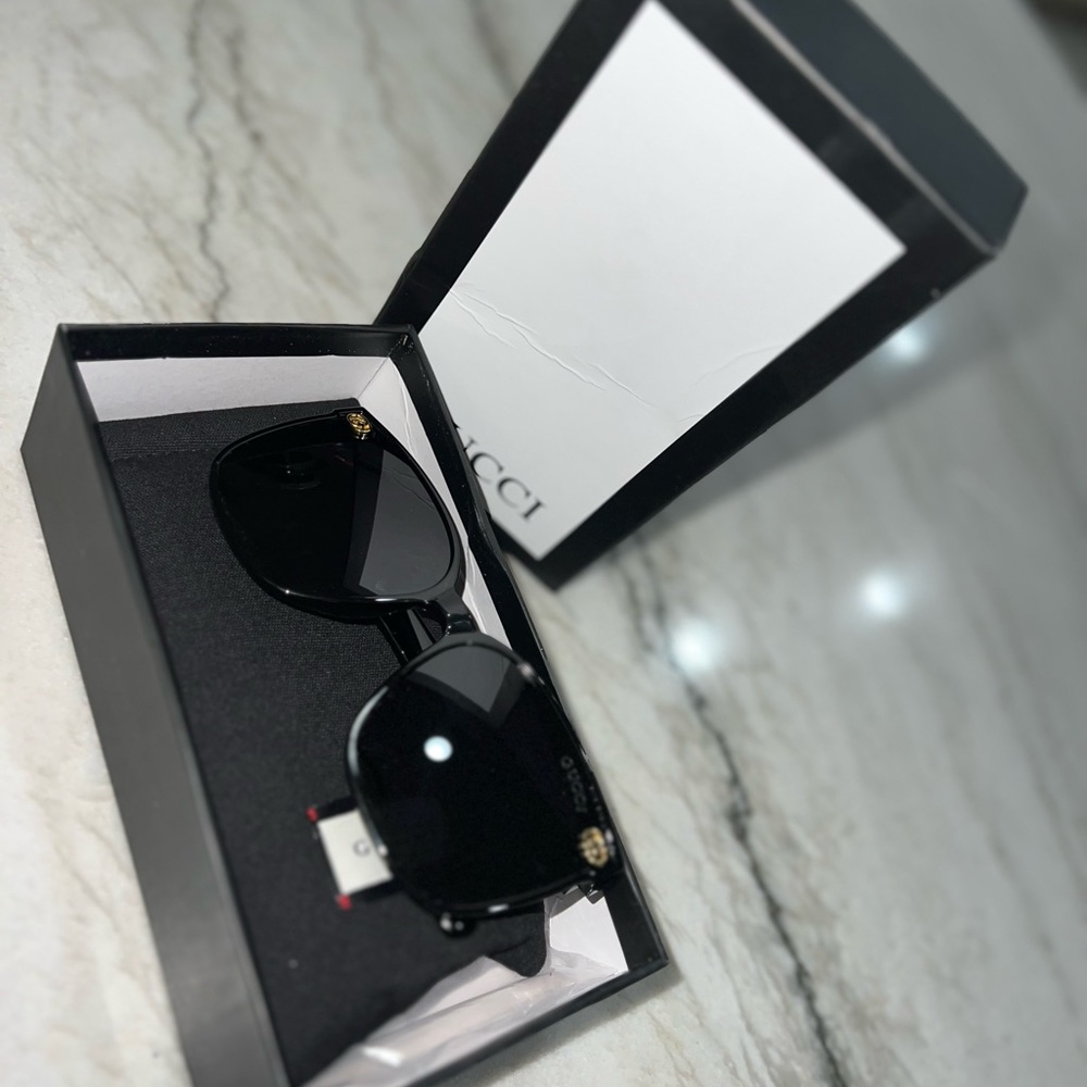 GUCCU SUNGLASSES